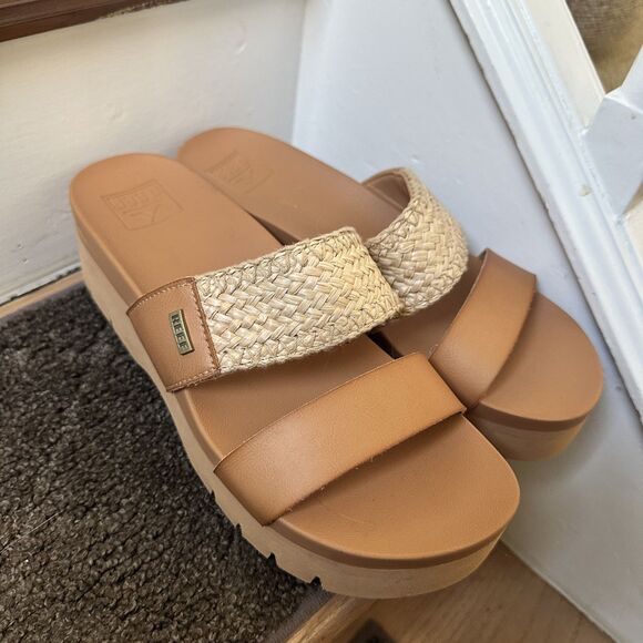 NWOT Reef Cushion Vista Higher Sandals in Natural Raffia - 9.5 - Picture 5 of 9